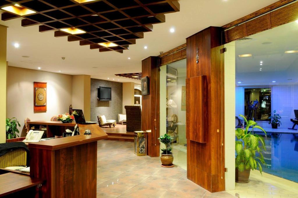 Spice Hotel Кувейт Екстериор снимка