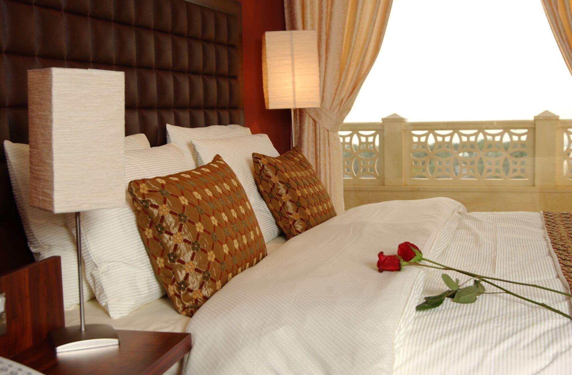 Spice Hotel Кувейт Екстериор снимка