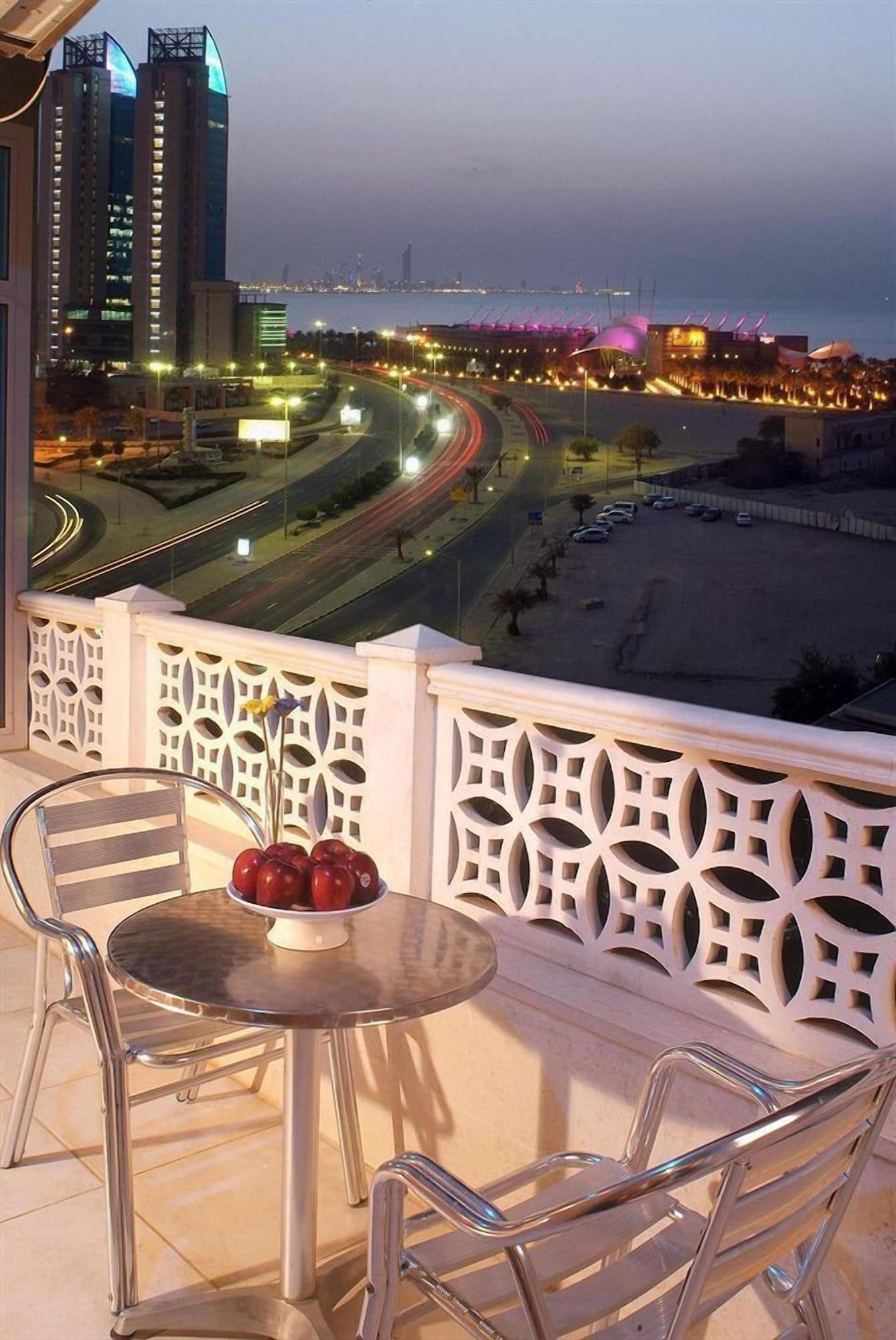 Spice Hotel Кувейт Екстериор снимка