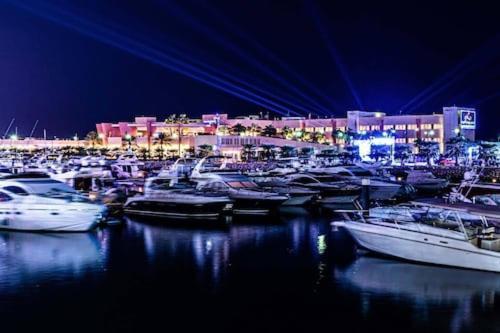 Spice Hotel Кувейт Екстериор снимка