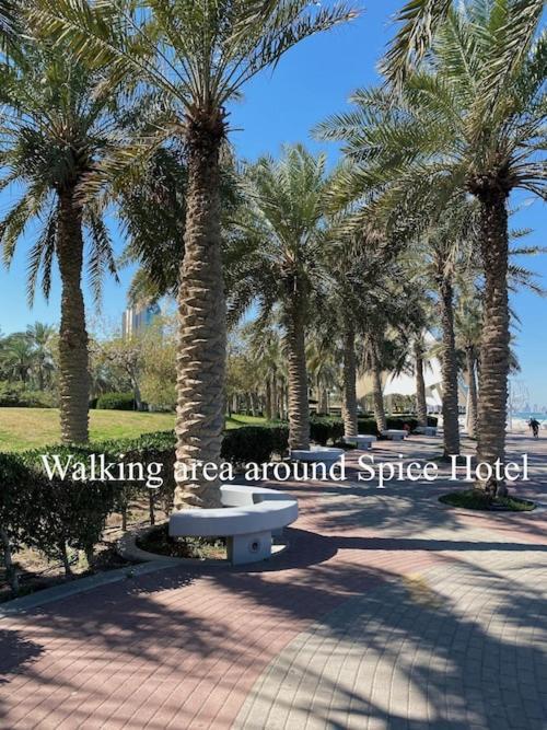 Spice Hotel Кувейт Екстериор снимка