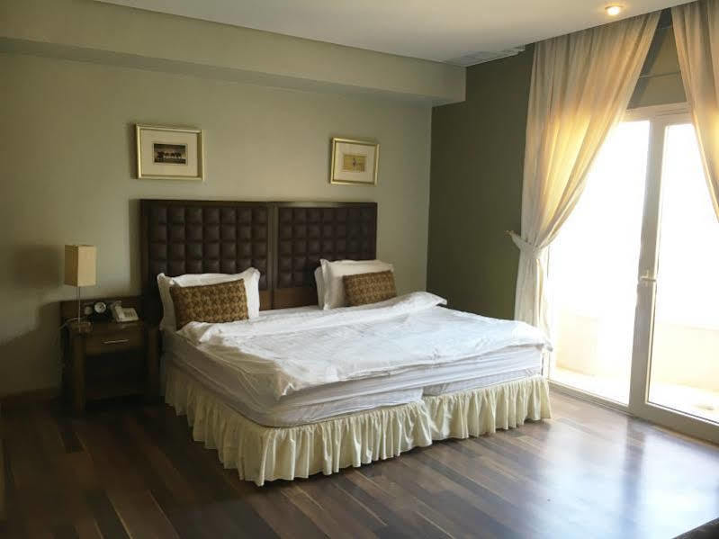 Spice Hotel Кувейт Екстериор снимка