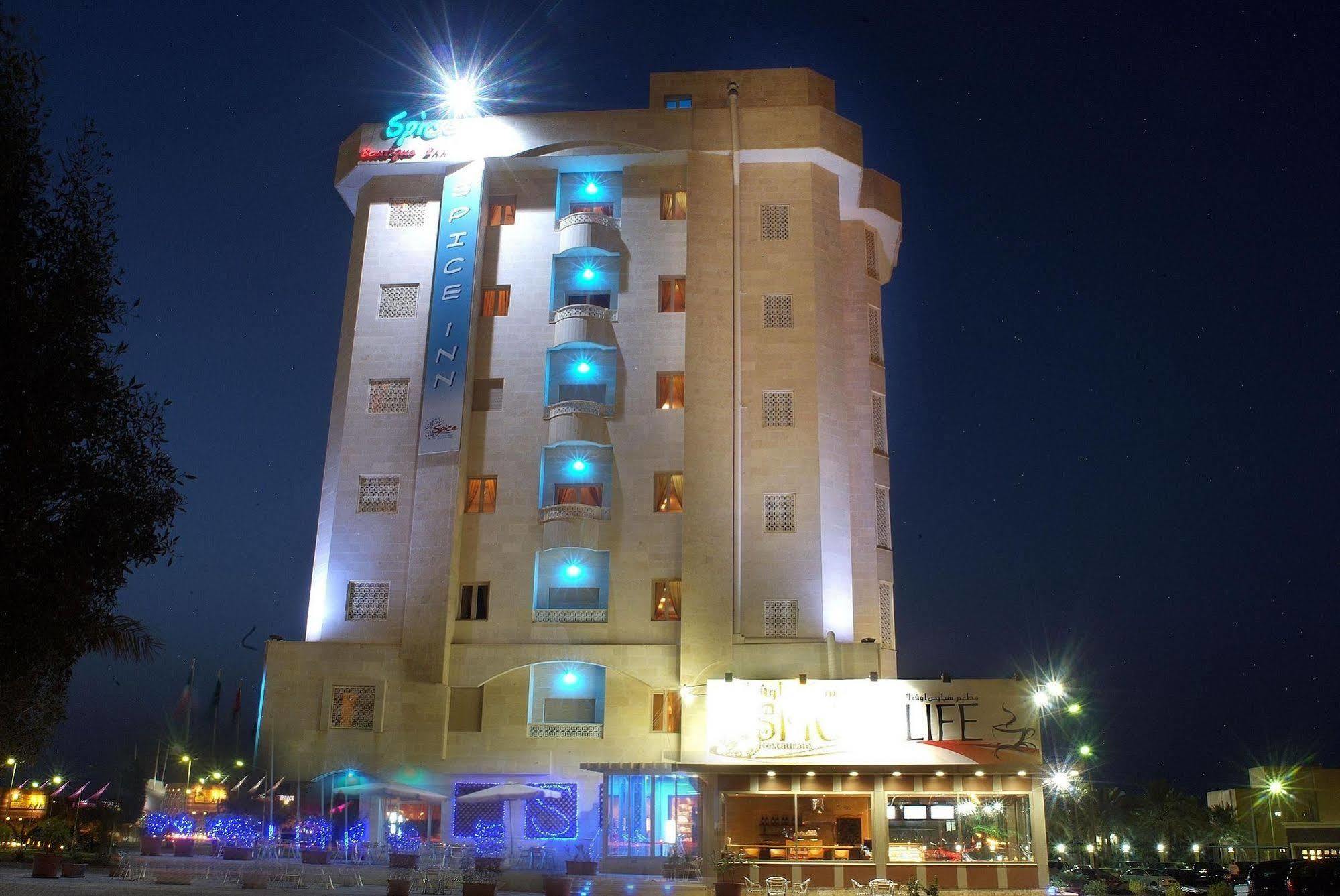 Spice Hotel Кувейт Екстериор снимка