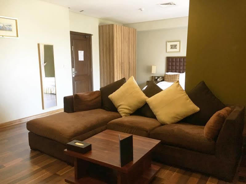 Spice Hotel Кувейт Екстериор снимка